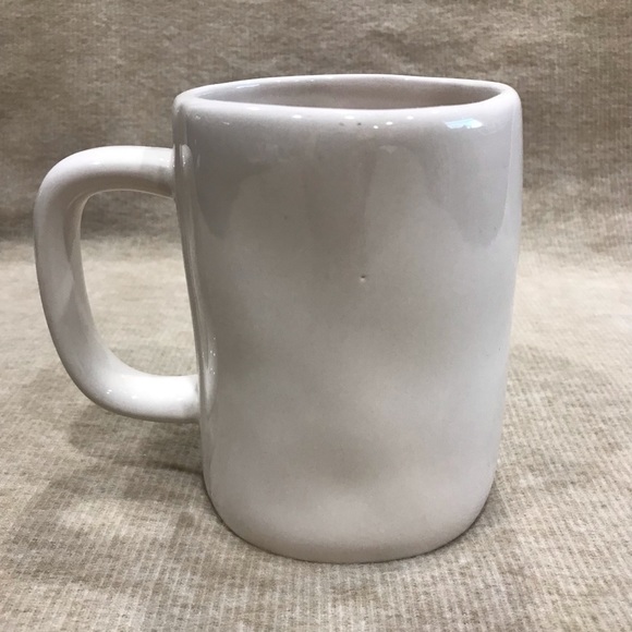 Rae Dunn BE CURIOUS Coffee Drink Cup Mug
Ceramic white mug with black letters - Picture 4 of 5
